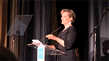 merylqueenstreep:  Meryl Streep - Green Inspiration 