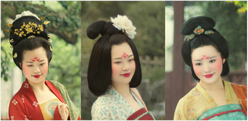 changan-moon:Traditional Chinese fashion in tang, song and ming dynasty style. Hanfu makeup by 陌上初华手