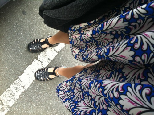 calmist:  LoLLLllll my feet 