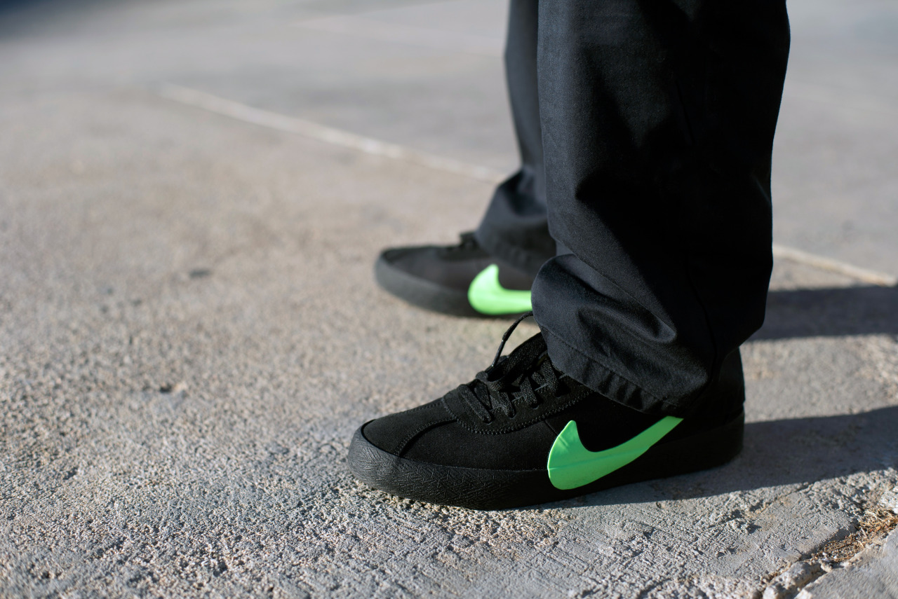 nike sb x poets bruin