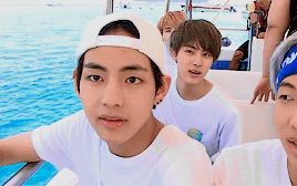 booptae:everything about you is a work of art: eyebrow edition