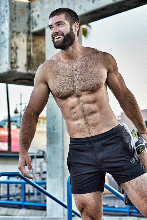 Follow my two hairy men blogs:http://sambrcln.tumblr.comhttp://hairysex.tumblr.com