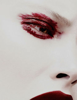 nomecalles:  Catherine McNeil by Ben Hassett, Vogue Germany February 2013 