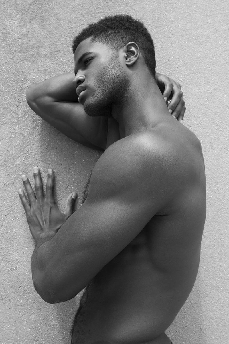 serpentine913:  Minkah Davidson + Photographer Ruben Tomas 