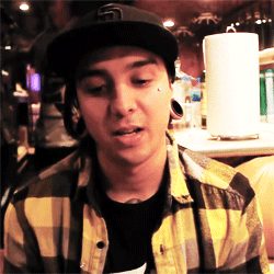 undergroundmindpalace:  Tony Perry (250px x 250px) sidebar gifs for anon (request