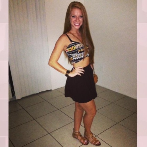 whitecollegegirlwantsbbc:  Same sexy red head that loves bbc