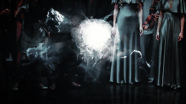 tumblr_onywy12ydM1qetk8mo4_400.gif