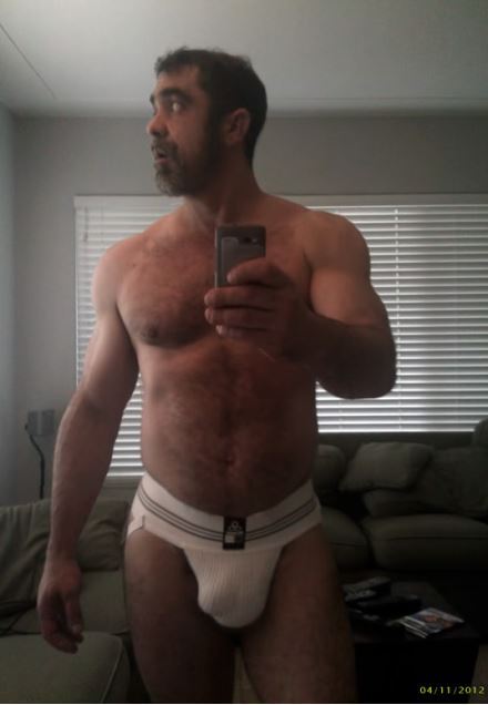 cum-in-me-bro: dilfandahardplace: Such a handsome Daddy. Literally one of the hottest daddies out th