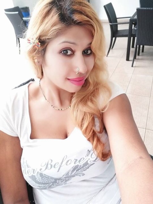 nahtusxxx: Cute and semma Aunty