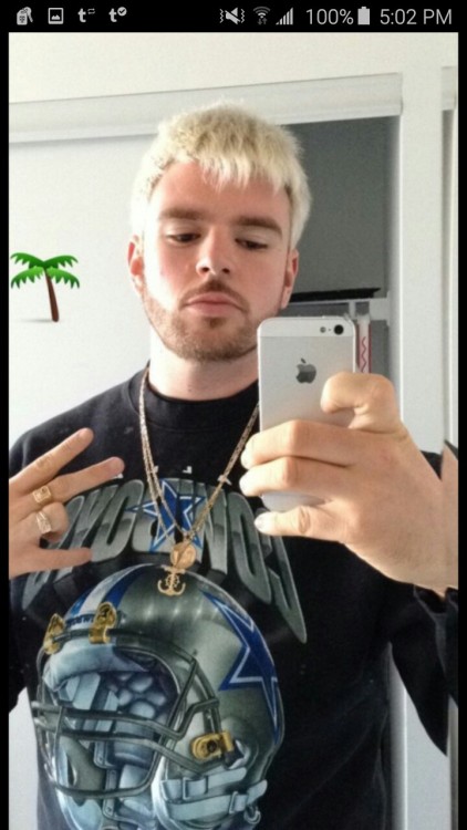 tubesock:spoopykuttykat:PLEASE SEND HELP give him a chance