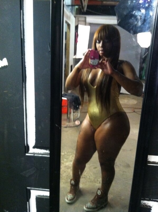 thickbbwluva:  Dropping Thickness Like Hiroshima Lol Part V