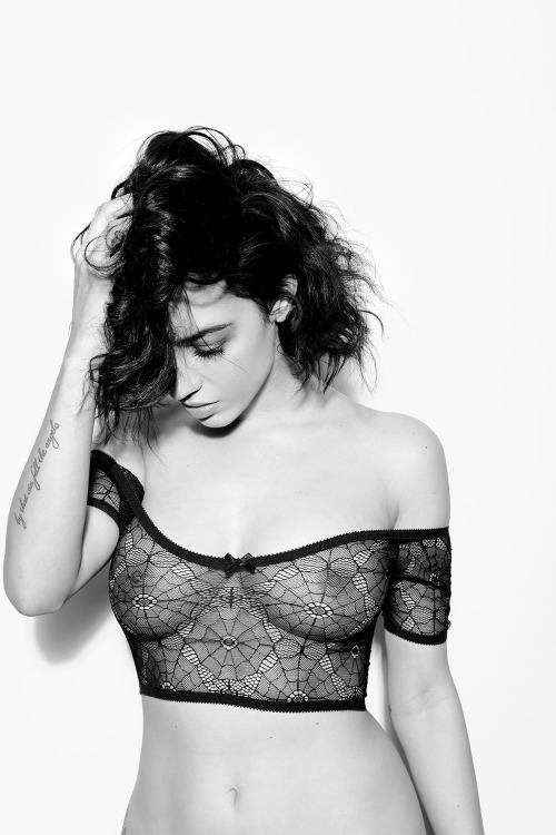 hopelesslingerie:  New! ‘Raven’ Top by Hopeless Lingerie P: Steph Cammarano M: Marian Wolfe MU: Emma Craddock  