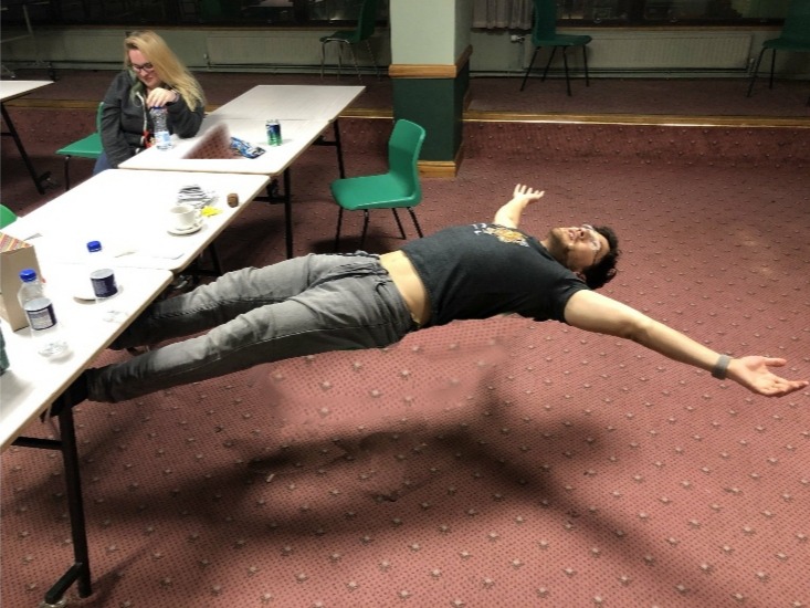 loved-wannabe:  Mark is a magician confirmed. 