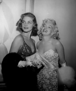 insanity-and-vanity:  Lauren Bacall &amp; Marilyn Monroe, 1953