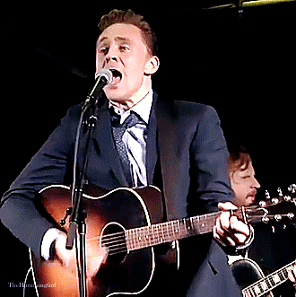 thehumming6ird:Tom Hiddleston Sings Hank Williams at the Nashville premiere of I Saw The Light. 17th