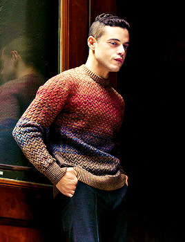 darlenealdersons:  Rami Malek photographed by Taylor Jewell for Bloomberg  He was