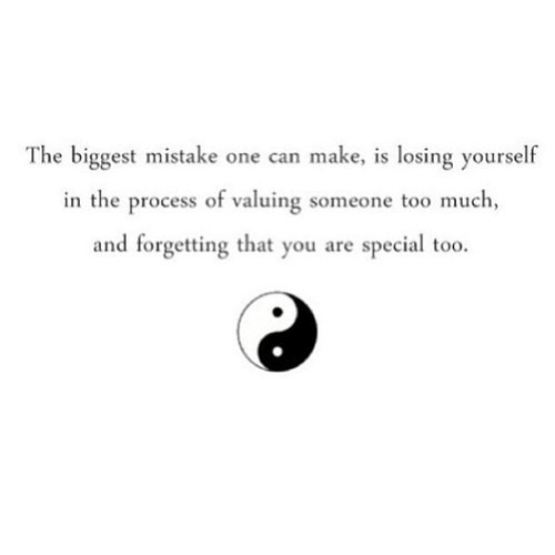 iglovequotes:  http://iglovequotes.net/