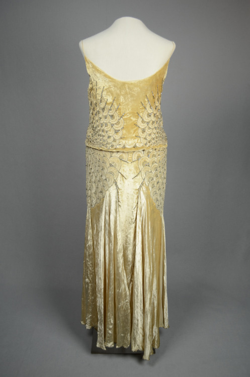 Evening dress, 1929From the Irma G. Bowen Historic Clothing Collection at the University of New Hamp