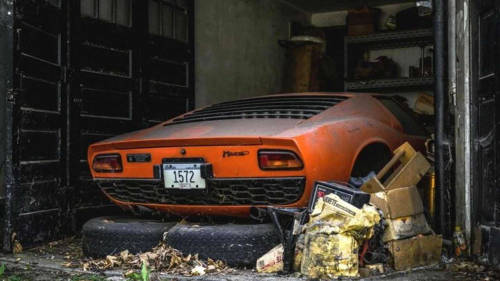 Abandoned luxury cars&hellip; Nudes &amp; Noises  