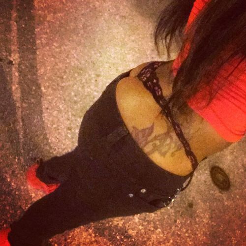 superjuicygirl: Yup #juicygirl #aboutlastnight wouldn’t you like to know #comehere #kisskissSexxy