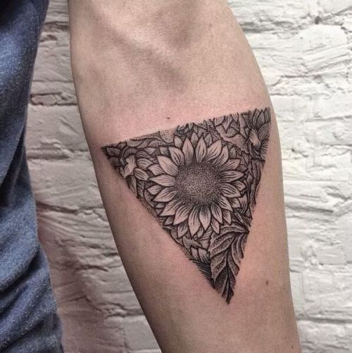 72tattoo:  By Roma Severov 