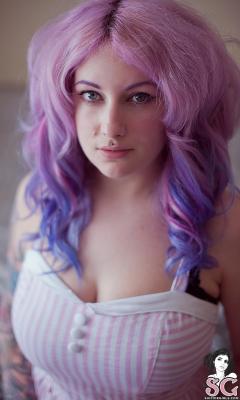 past-her-eyes:   Galda Suicide galda.suicidegirls.com Link to South African SuicideGirls 