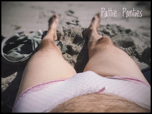 Porn photo pattiespics:  A pantie  afternoon on a Florida