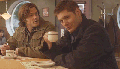 carryonmy-assbutt:  phoenixfire-thewizardgoddess:  peppermint-thing:  phoenixfire-thewizardgoddess:  221b-bag-end:  castiel-counts-deans-freckles:   darkdaysahead:   staydazzling:   #imagine sitting down at a diner and ordering a slice of their finest