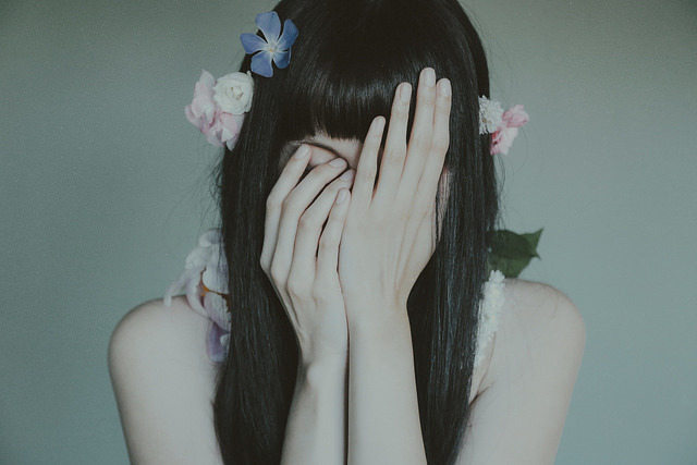 sittenlos:  Stay warm by my cheek by Anna O. Photography