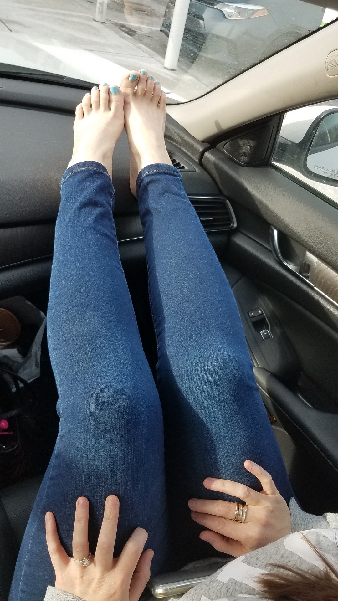 myprettywifesfeet:  My pretty wifes beautiful legs and feet on the dash.please comment