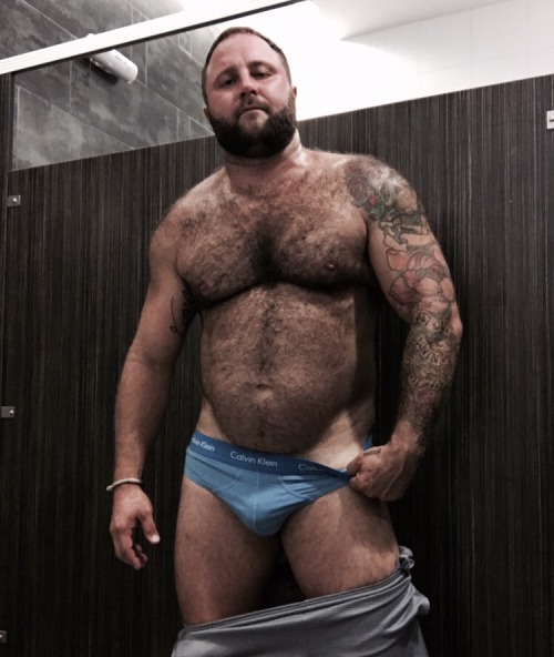bubba-and-cubby:Happy Friday Tumblr!!