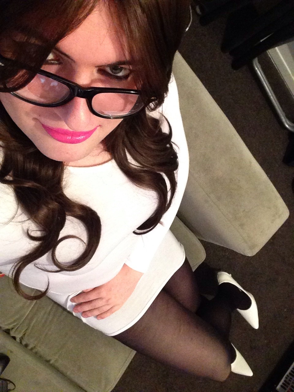 steph-cox-cd:  Saucy secretary is back! 🤓 office hours are open again 💁🏻