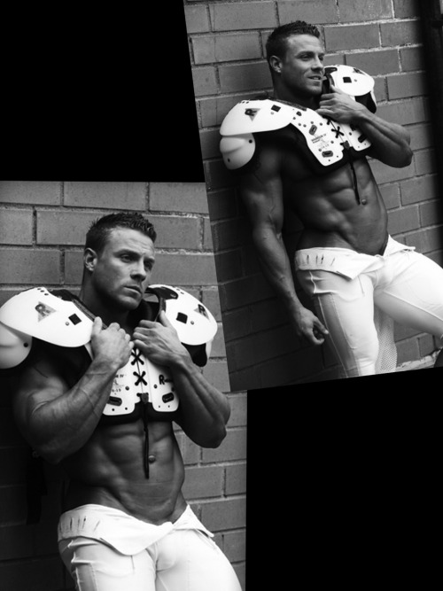 darksun73:  musclegrill:  Brad Rowe  Fuck me
