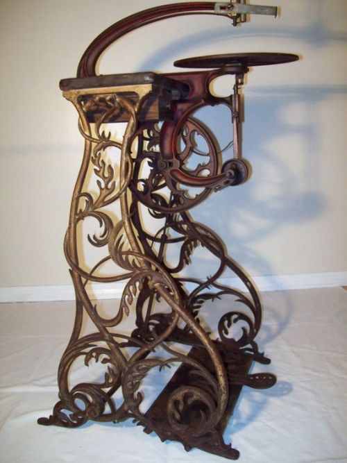 treasures-and-beauty:Trump Brothers Scroll Saw
