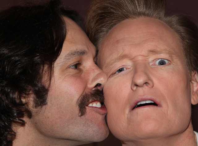 bouffantofbaul:  “Paul Rudd and I just did a #selfie. We’re not good at this.”