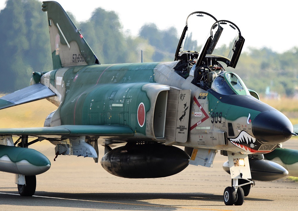 rocketumbl:  RF-4E 
