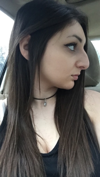 averagefairy:  i wanna make an appreciation post of sorts for all my big nose hunnies and fellas and anyone in between. i’ve never in my life posted a side view of myself but i felt like it today, unfiltered, no angles, just me. and i encourage y'all