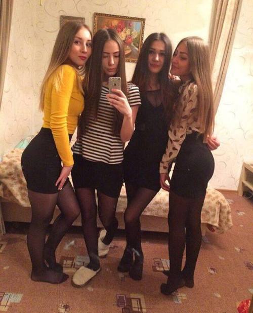 hoselfie:♥ we love selfies in hose ♥ porn pictures