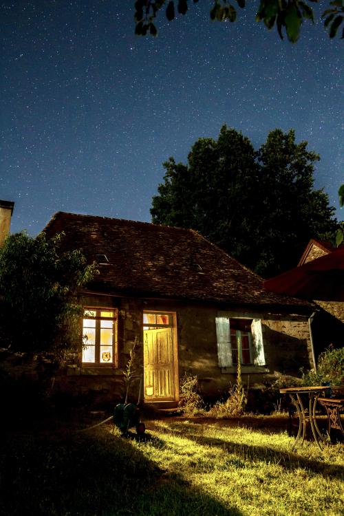 home-deco-ideas:  Friends cottage in central France via https://ift.tt/3v60QxO