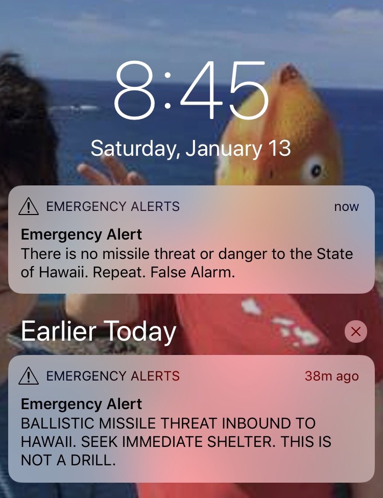 someclown:  openthedooritschip:nothing like waking up to a missile threat. nice 38