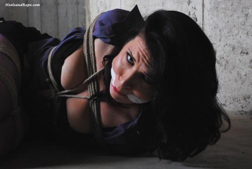 bondagehedgehog:  Betty Jaded