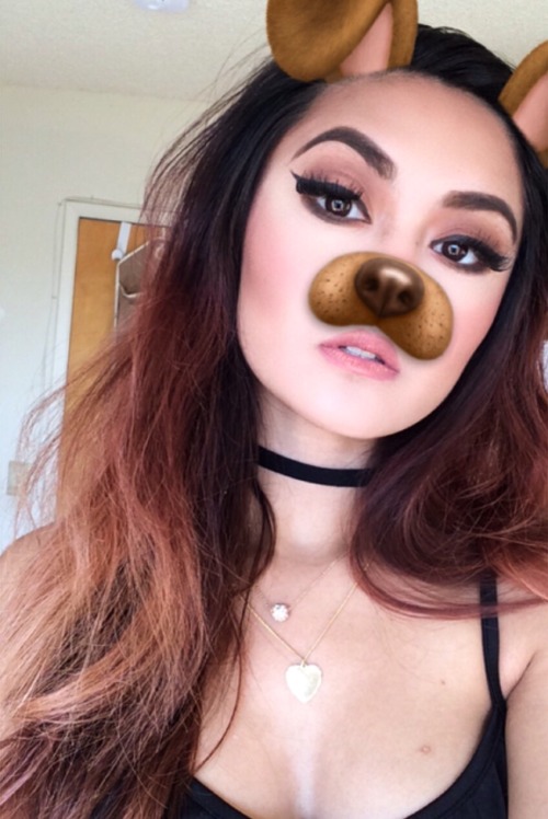 simoner-boner:I’m my own Woman Crush Wednesday cause nobody loves me ✨