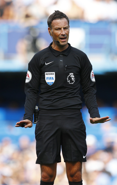 hotfamousmen:    Mark Clattenburg  