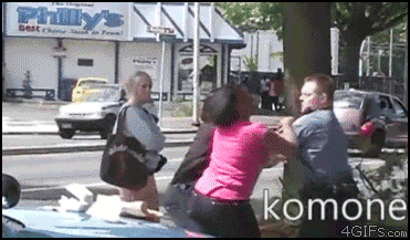 jaidefinichon:  Arrestada por no estar haciendo Twerk