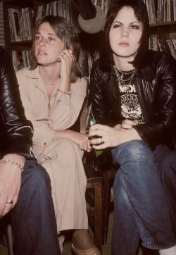 eliz-may:Suzi Quatro and Joan Jett.