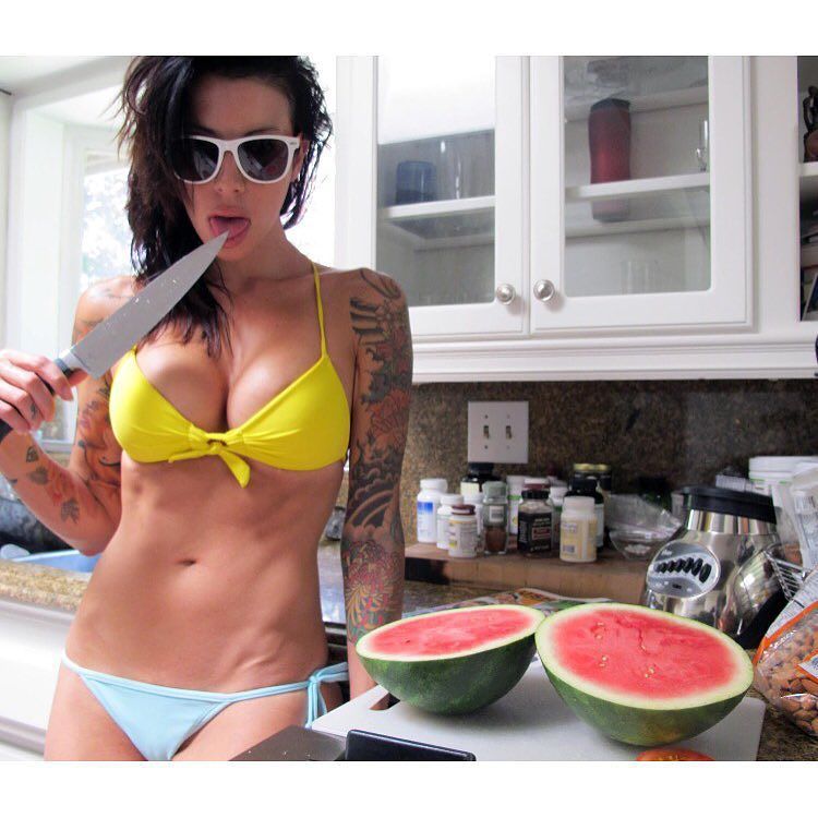 eyesfavouritecandy:  sexy and inked - http://eyesfavouritecandy.tumblr.com #tats