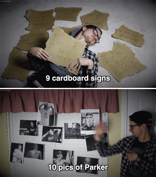 freakshowdarlingx:  baesment: 12 Days Of A Pop Punk Christmas - (x)  always reblog