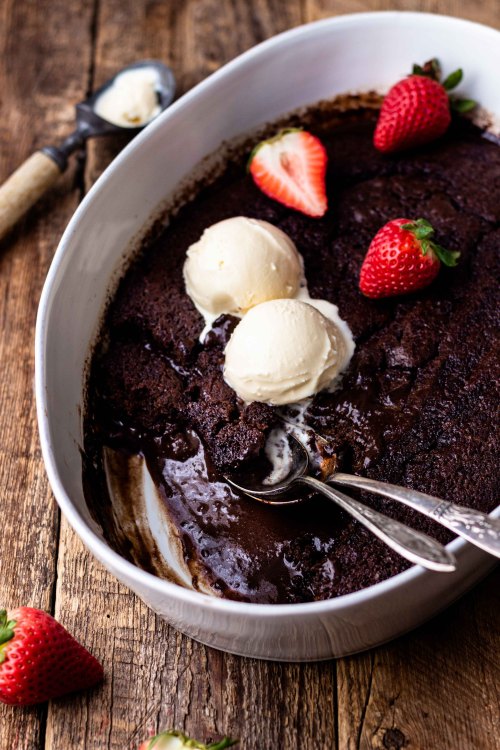 Porn photo daily-deliciousness:Hot fudge pudding cake