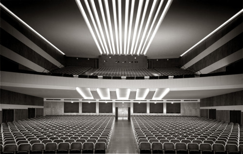 Karl Hugo Schmölz, Cinemas in post-war western Germany, early 1950s. Gelatin silver prints. © Archiv