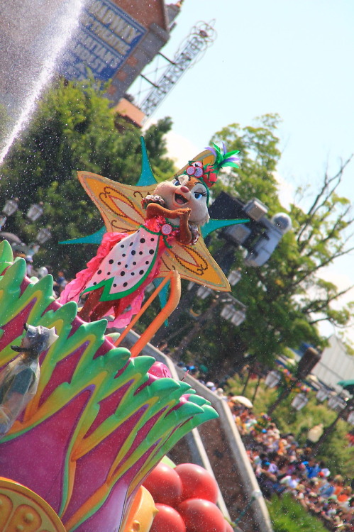 Clarice on Minnie’s Tropical Splash